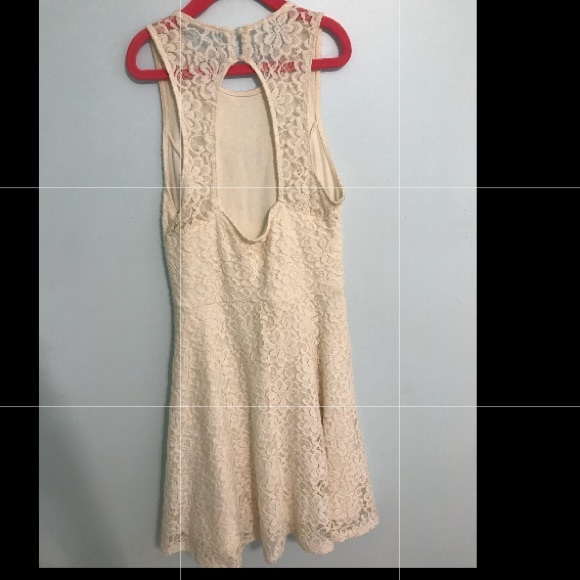 Lacy white Hollister dress - Picture 2 of 5